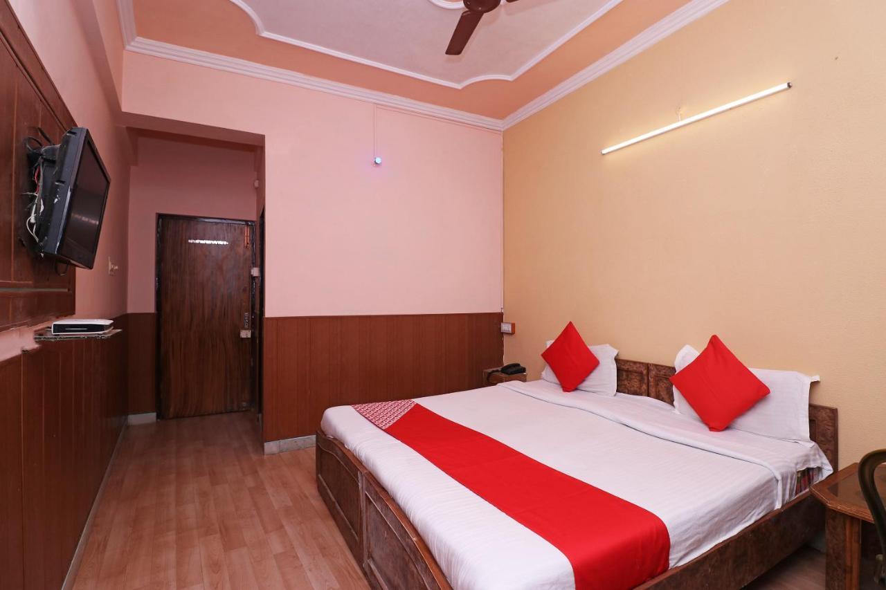Oyo 8379 Hotel Kamal Lucknow Exterior photo