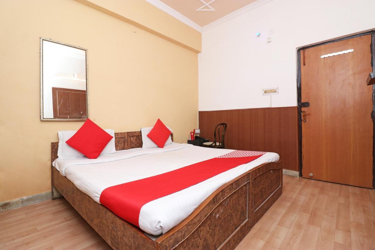 Oyo 8379 Hotel Kamal Lucknow Exterior photo
